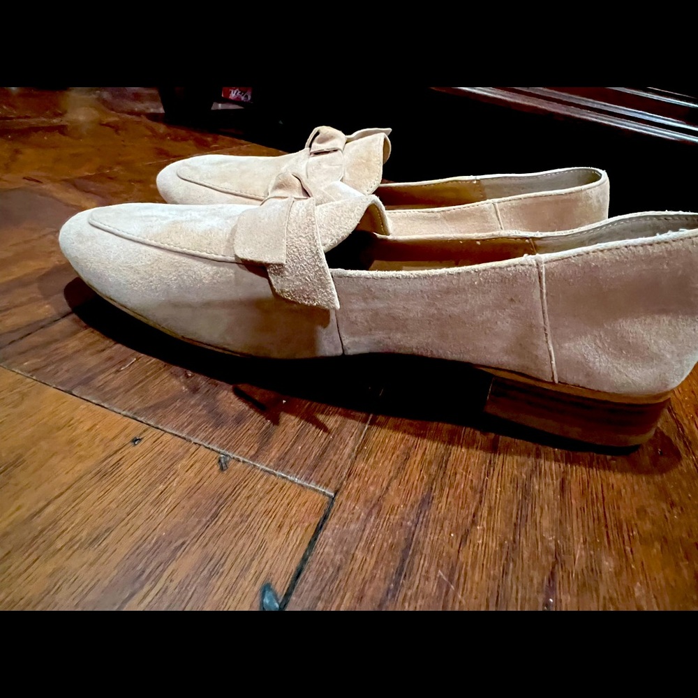 Women loafer